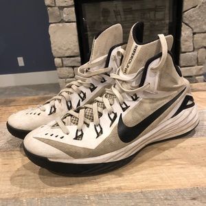 Nike hyperdunk white basketball shoes men’s 13